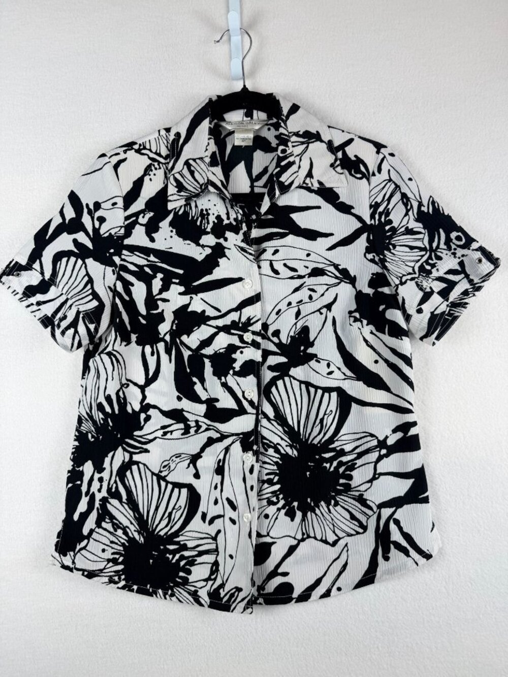 Allison Daley Womens Petite Floral Button-Up Shirt 4P Black & White Short Sleeve - Picture 14 of 14